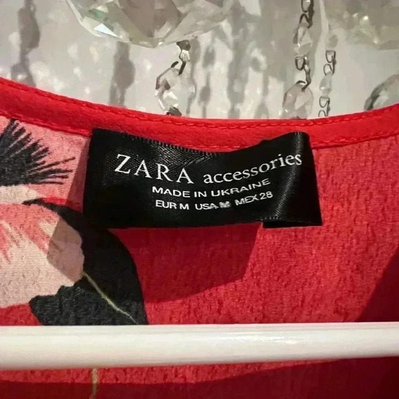 ZARA Red Floral Print Ruffle Shirt Bodysuit Plunge V Neck MEDIUM - Picture 3 of 6
